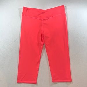 Fabletics pink cropped leggings